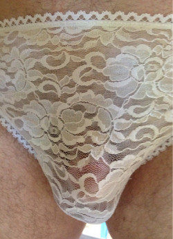 renard1117:  The best thing about high quality lace? It just