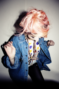 g-ayness:  c-l-e-a-r—e-y-e-s:  follow me for… {grunge*dyed