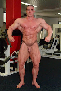 xac1998:  Good built and naked. More bodybuilders should just