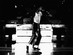the-king-will-live-forever:  rockwithsomebody:  King of spins.♥
