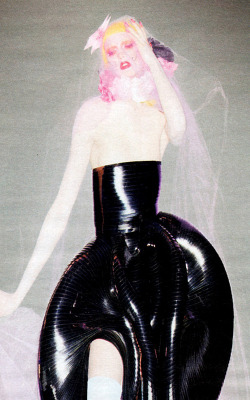 spinningbirdkick:Nick Knight / W Magazine October 2012 (detail).