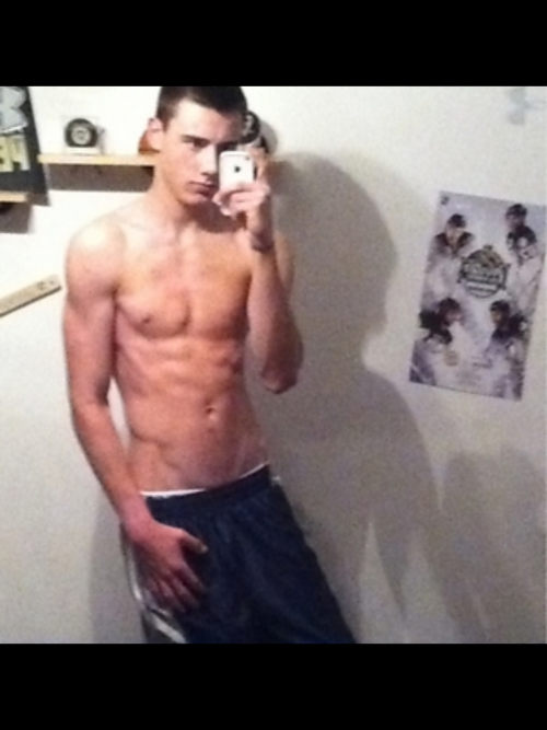 militaryboysunleashed:  18 year old from Monroeville, PA 