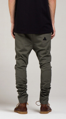 hubert-leem:  Zespy Pant Army Green | I Love Ugly