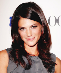 ssammys:  50 photos of genevieve padalecki [19/50] 