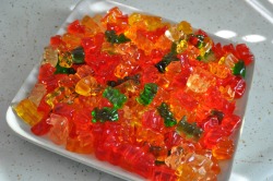 thepartyrehab:    Vodka Gummy Bears Recipe  Ingredients &