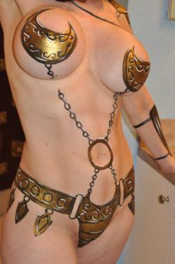 wickedwomenwarriors:  Bodypaint armour. Even less protective