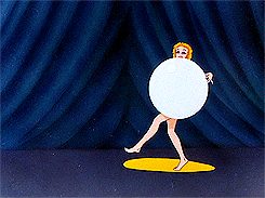  Henry Fonda goes gaga over burlesque dancer “Sally Strand” (Sally Rand) in Tex Avery’s ‘Hollywood Steps Out’ (1941)   