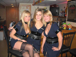 shareyourstockingpicswithme:  hot girls  Police academie