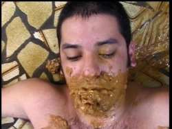 assmans-man:  boyhungryforshit:  Delicious  Ugly  Can someone