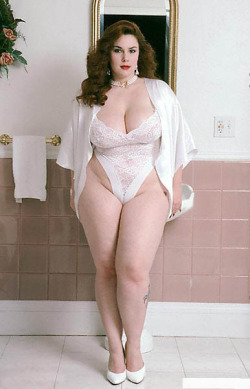 rellenitasbbw:  XXL lingerie