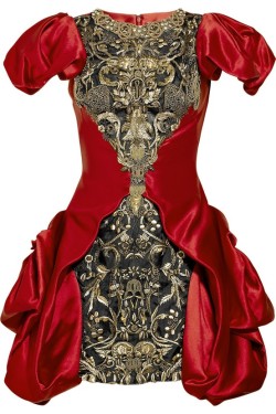 tits-tats-n-tutus:  Alexander McQueen Embellished silk-satin