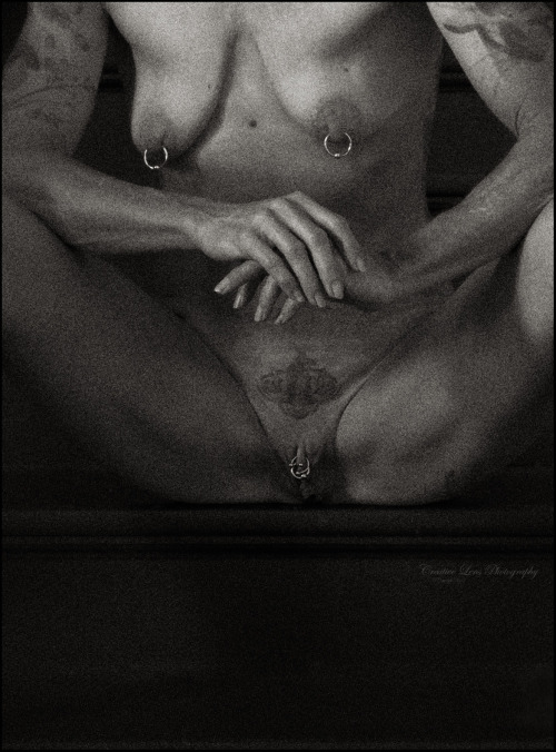 This is a crop of the earlier image. I like this one too. Image by Creative Lens Photography http://creativelensphoto.tumblr.com/ http://www.modelmayhem.com/453220