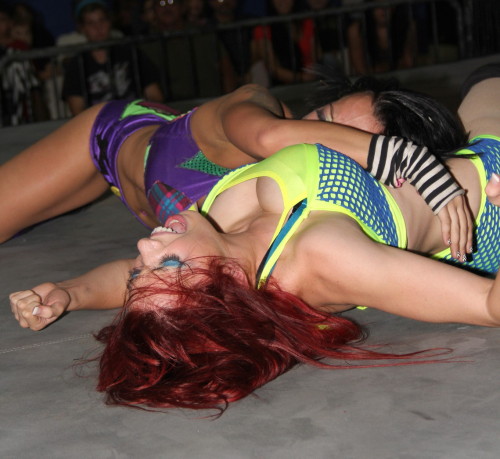 OVW 09/15/12 Elizabethtown, KY  Heidi Lovelace d. Taeler Hendrix  http://www.wrestlinwally.com/