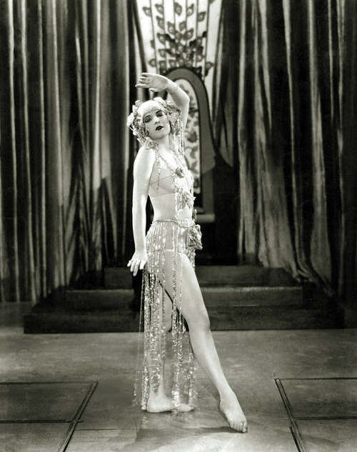 Vivian Vernon Vintage photo of a 1920’s-era showgirl..
