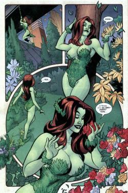 katfastkatfurious:  thefingerfuckingfemalefury:  Ivy Ivy you’re