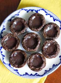 thepartyrehab:  Chocolate Brownie Pudding Shots. Ingredients