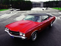 theoldiebutgoodie:  Canadian 1970 Chevrolet Chevelle SS. 