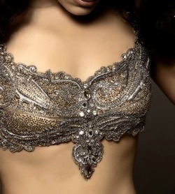 i want this!  it’s gorgeous.