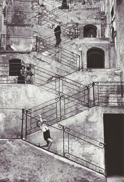 luzfosca:  René Burri Escaliers dans les rues de Leonforte,