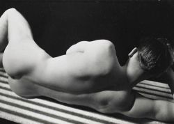 Nude by George Platt Lynes