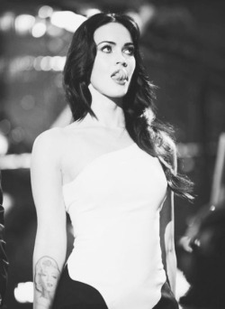 stiilettofiiend:  manda:  mine  xo 