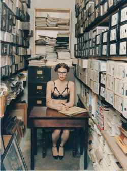 pussylequeer:  Karlie Kloss - Self Service by Venetia Scott, Fall/Winter 2012 
