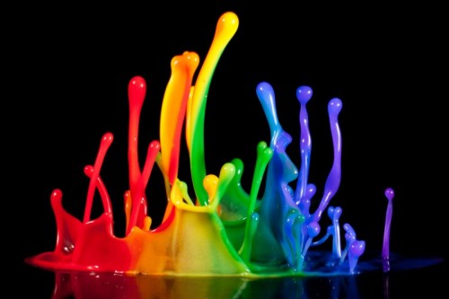 showslow:  Ryan TaylorÂ captures these explosively colorful shots with the help of strobe lights, colored water, milk, paint and balloons. 
