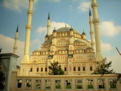 ohnannnna:  Turkey mosque Adana by sedonagirl67 on Flickr.