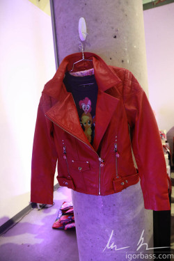 lotusmist:  OMFG PONY JACKETS?!?! AND RED LEATHER?!!? ZOMG PONY