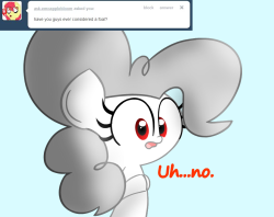 ask-albino-pie:  Heh..  D'aww, Albino~ :3