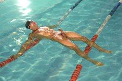 Junior Moreno (@Junior106) boned in the pool. | tumblr.com/tagged/Junior_Moreno