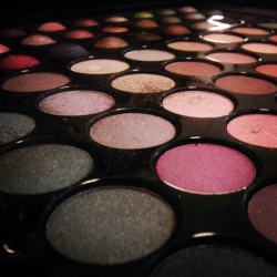 sashadothenry:  I love my eyeshadow(: #ulta #eyeshadow #girly