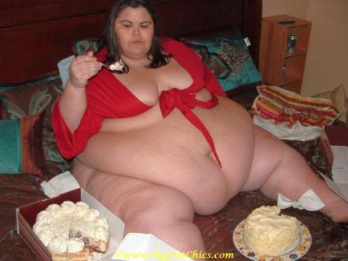 ssbbwsatx: contagion-07-fan:  Wow  Oh how I miss her!!! But she’s happier now. 