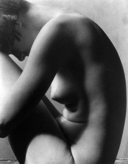 theconstantbuzz:  © Imogen Cunningham 