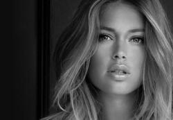 glitterfrench:  Doutzen KROES for L’oréal