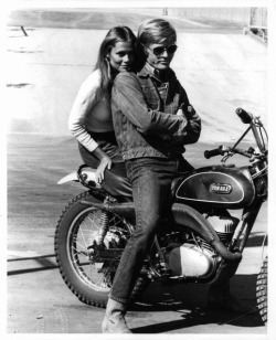   Lauren Hutton and Robert Redford.   