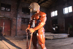 manyen:  Welder’s mask 