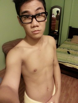 be-the-king-of-my-heart:Just finished taking a shower..