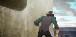 skullentine:  Kotetsu: Ow Barnaby: Why’re you just standing