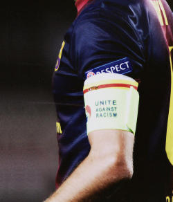 regaaas:  Xavi wearing a unite against racism armband :’)