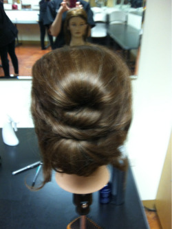 holydiverinthemidnightsea:  I made some purty hair