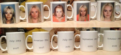 cathyomg:  suqmydiqtbh:✌ lindsay’s mug shots does anyone