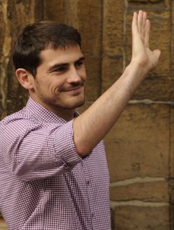 fcbmessi-deactivated20160119:  Iker Casillas arrives at the