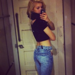 badassfothermucker:  New Jeans :) 