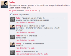 dicki-gomita:  Mis amigos platicando de belieber a directioner