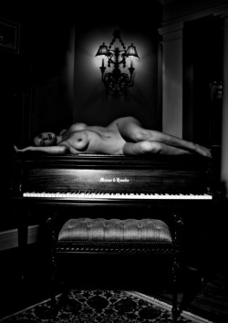 musicandnude:  Sarah Ellis on My Hot Band’s Piano. by Natural