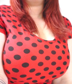 busty-teens:  polka dots are fun  all l can see is big spots