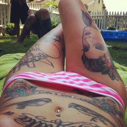 pin-up-sexy:  PIN UPS, TATTOOS, INK, PIERCINGS, CUTE GIRLS AND