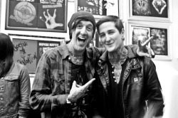 f0rgive-and-forg3t:  chasingh0sts:  Austin and Mitch aw  Literally
