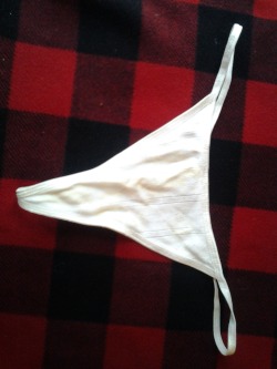 countvonpanties submitted: Former Boss&rsquo;s thong. Grabbed these out of her gym bag when she went out to lunch. She is in her 50&rsquo;s but is as tight as her 18 year old daughter! 